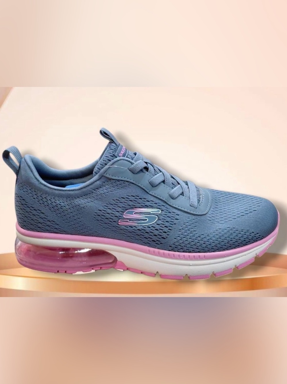 NWT Skechers Women's Athletic Sneaker with Memory Foam